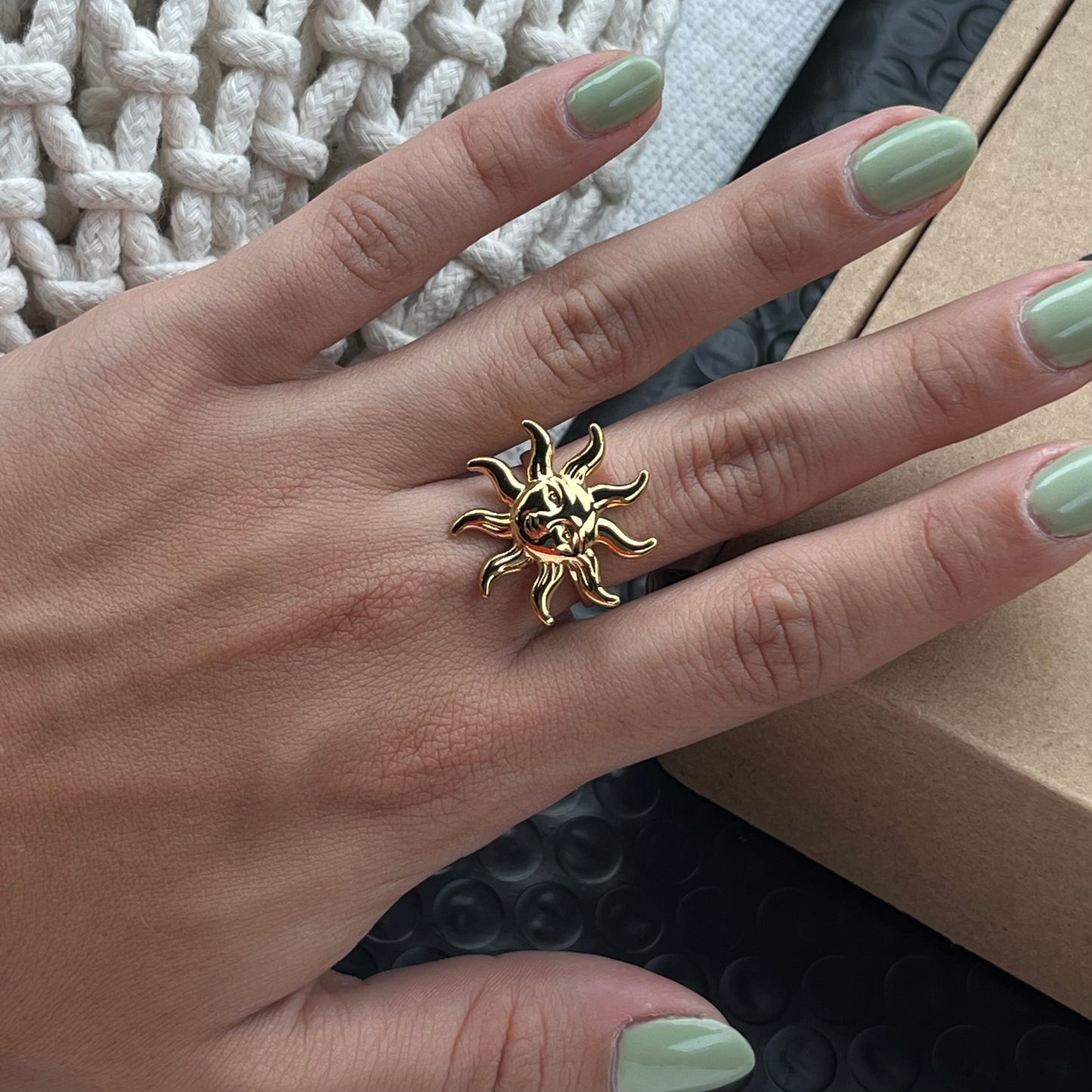 Sol Adjustable Ring