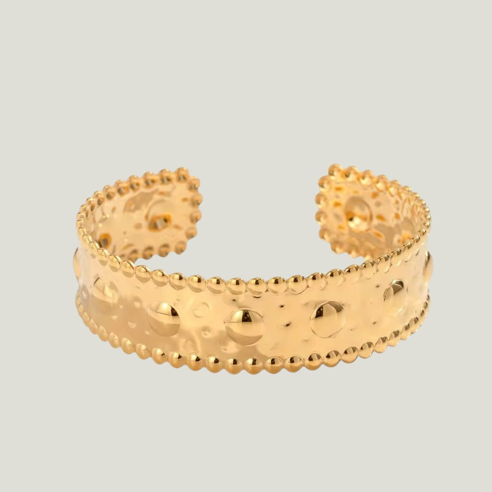 Ayanna Bangle