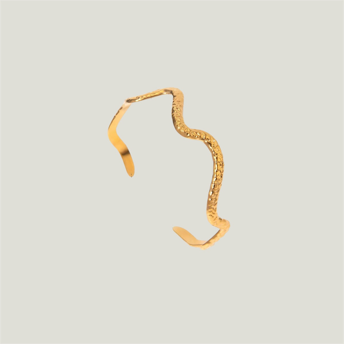 Wavy Bangle